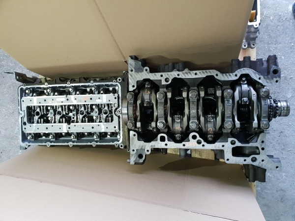 Reparatii blocuri motoare ambielate FORD TRANSIT VIII (2006-)