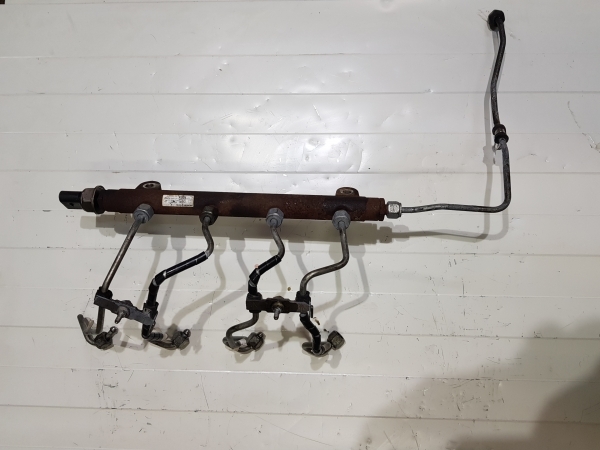 Reparatii rampa injectoare LAND ROVER RANGE ROVER III (2002-)