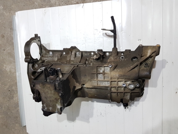 Reparatii baie ulei LAND ROVER RANGE ROVER III (2002-)