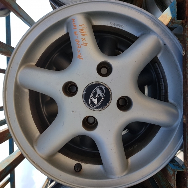 Reparatii janta aliaj HYUNDAI ACCENT (2005-)