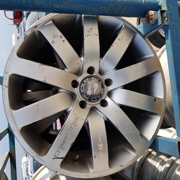 Reparatii janta aliaj VOLKSWAGEN GOLF IV (1997-2005)